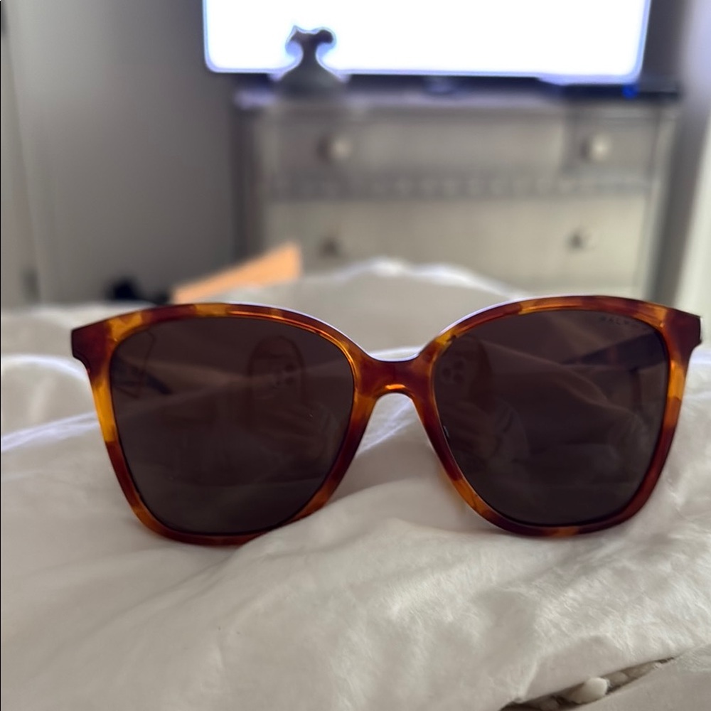 Tortoise Shell Sunglasses - image 1